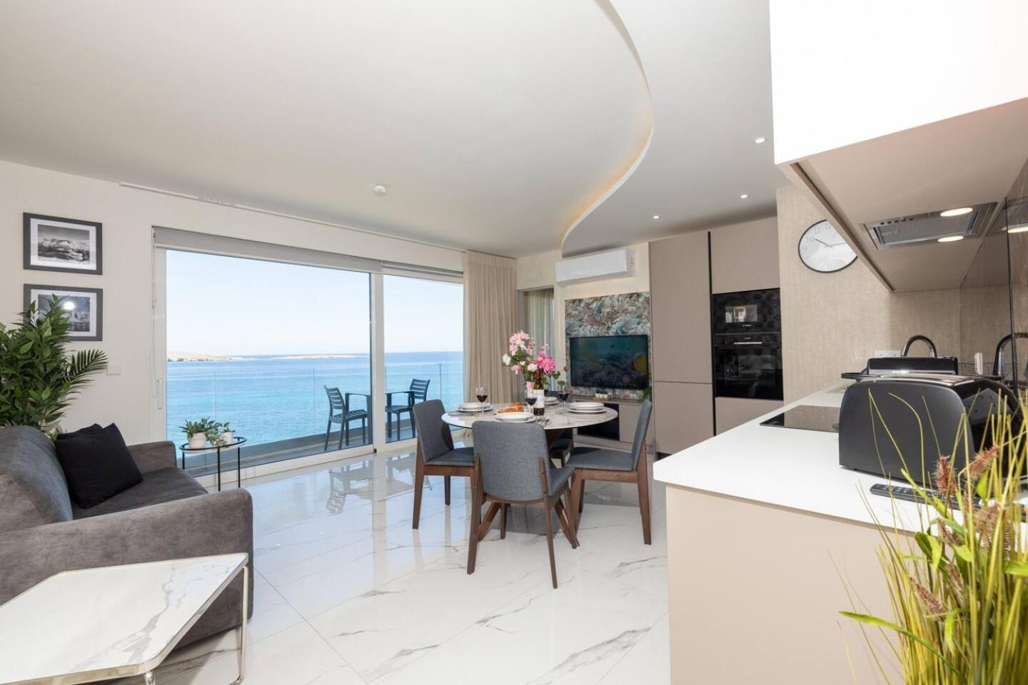 Ivory Suite Seafront With Views!- Fl 15 By Homely San Pawl il-Baħar Extérieur photo